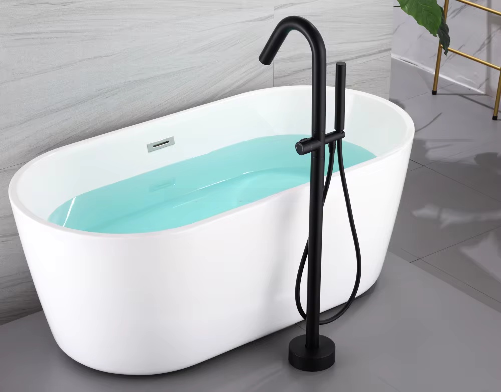 Rubinetto per vasca da bagno c - Freestanding Bathtub Filler Faucet Floor recensione e prezzo